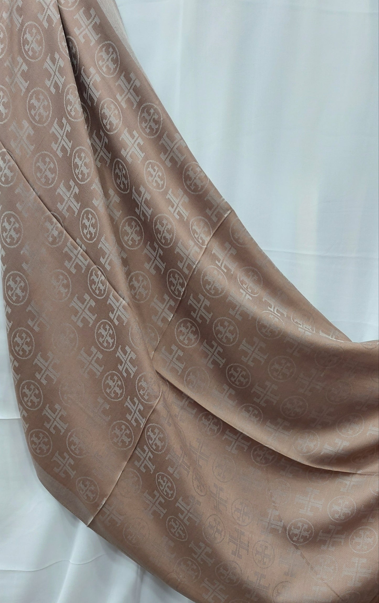 Cotton-Emblem Camel