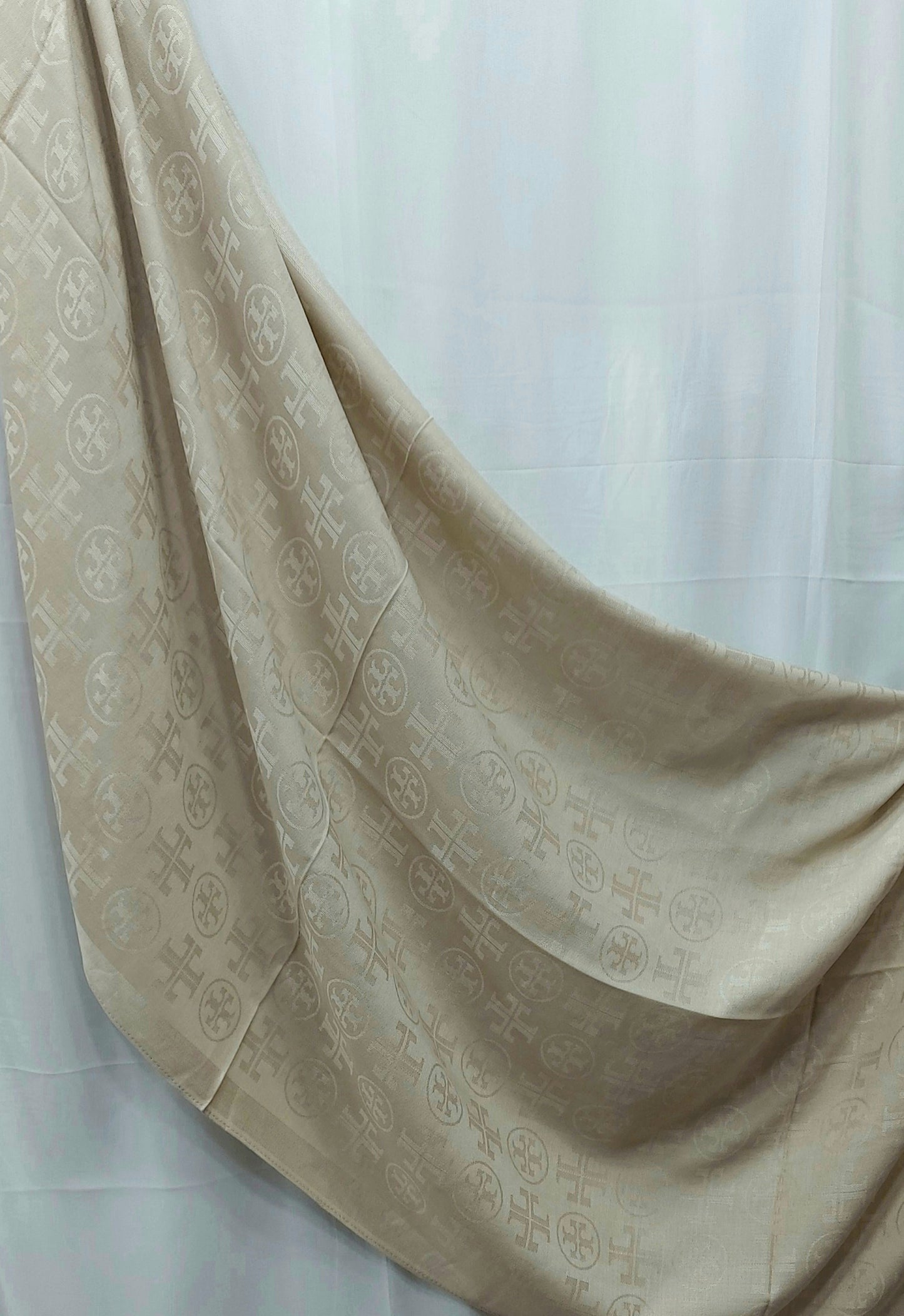 Cotton-Emblem Beige